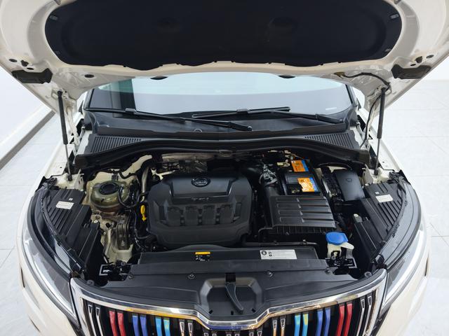 Skoda GT 2019 thumb 8