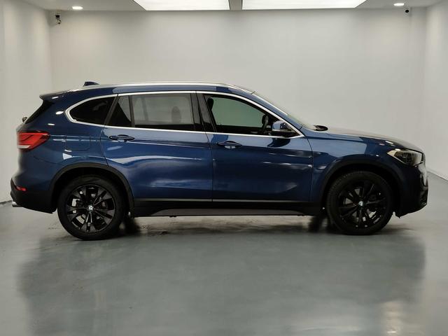 BMW X1 2021 thumb 6