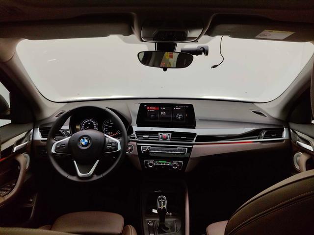 BMW X1 2021 thumb 12