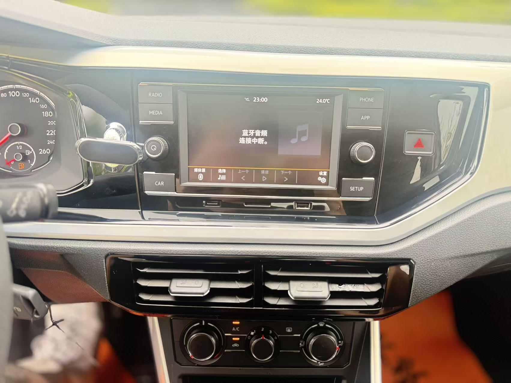 Volkswagen Polo 2019 thumb 6