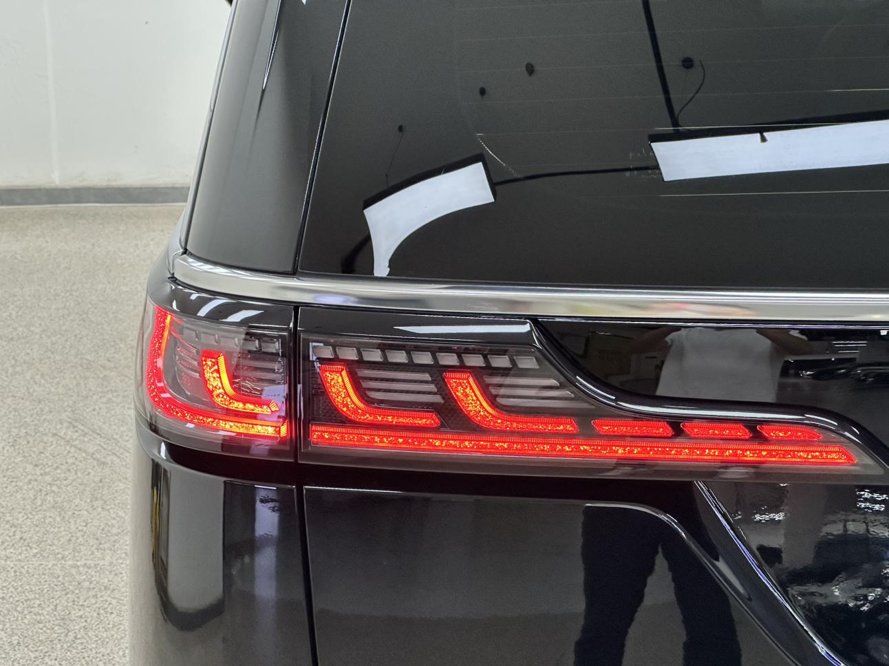 Voyah PHEV 2025 thumb 8