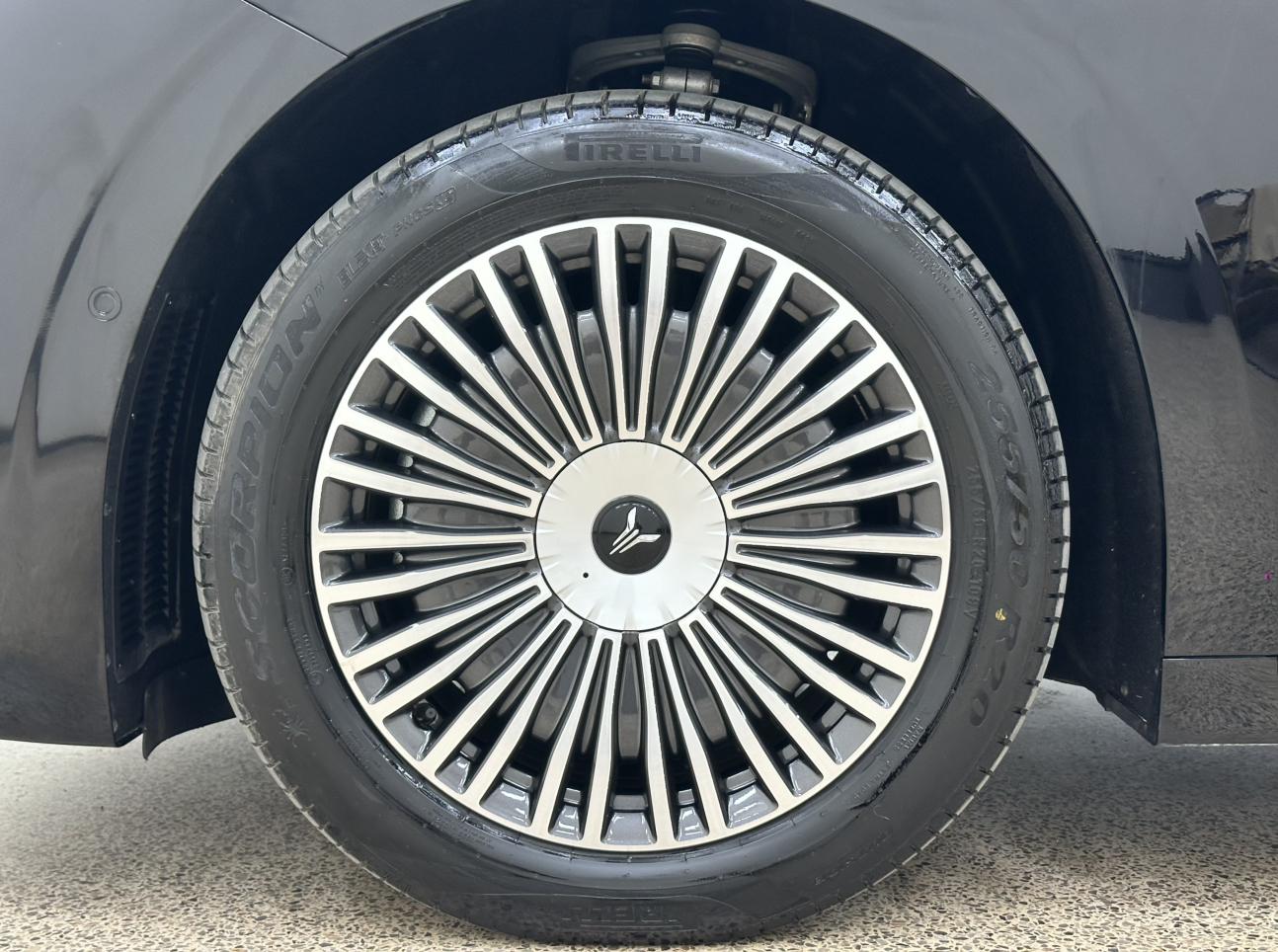 Voyah PHEV 2025 thumb 11