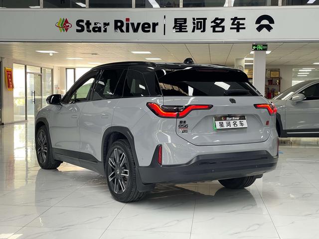 Nio ES6 2020 thumb 2
