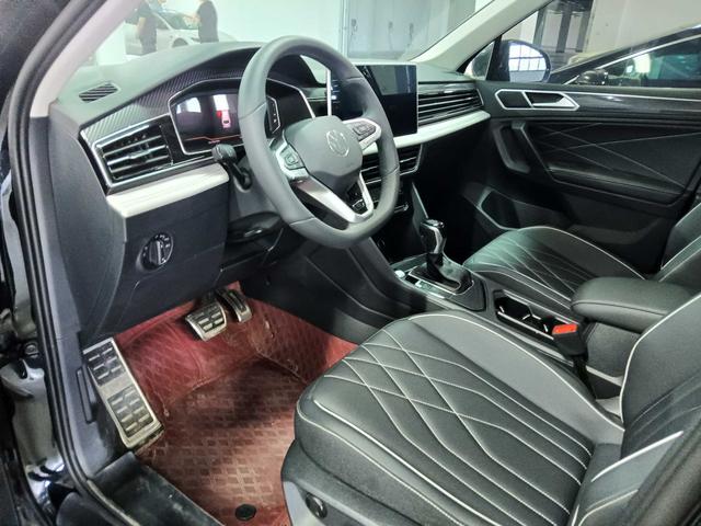 Volkswagen Tiguan 2024 thumb 8