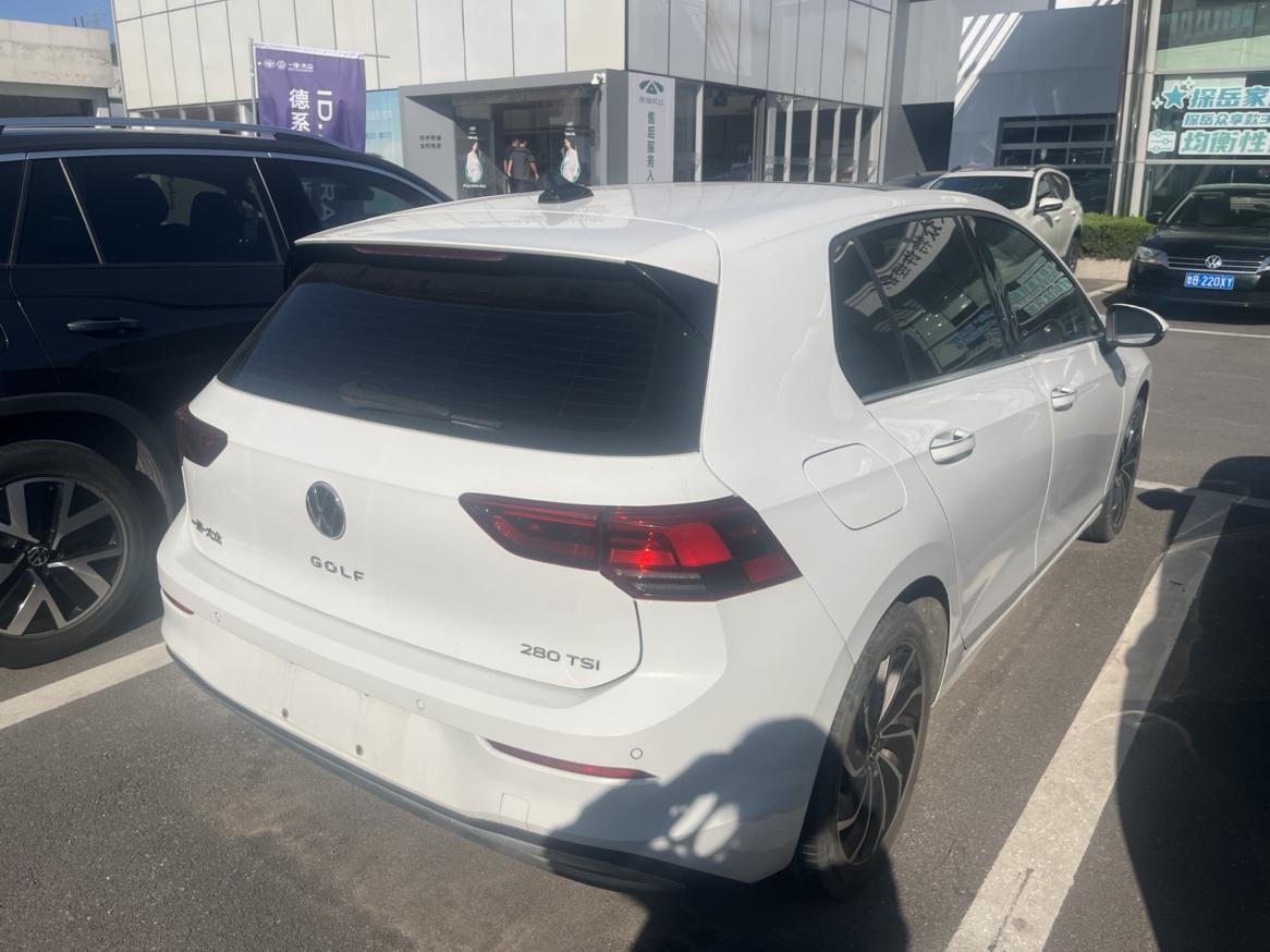 Volkswagen Golf Sportsvan 2024 thumb 4