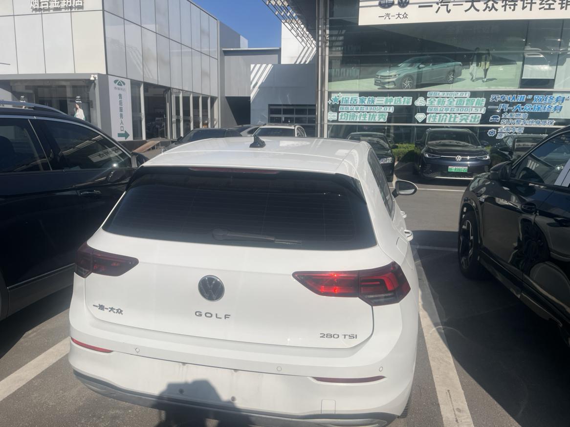 Volkswagen Golf Sportsvan 2024 thumb 12