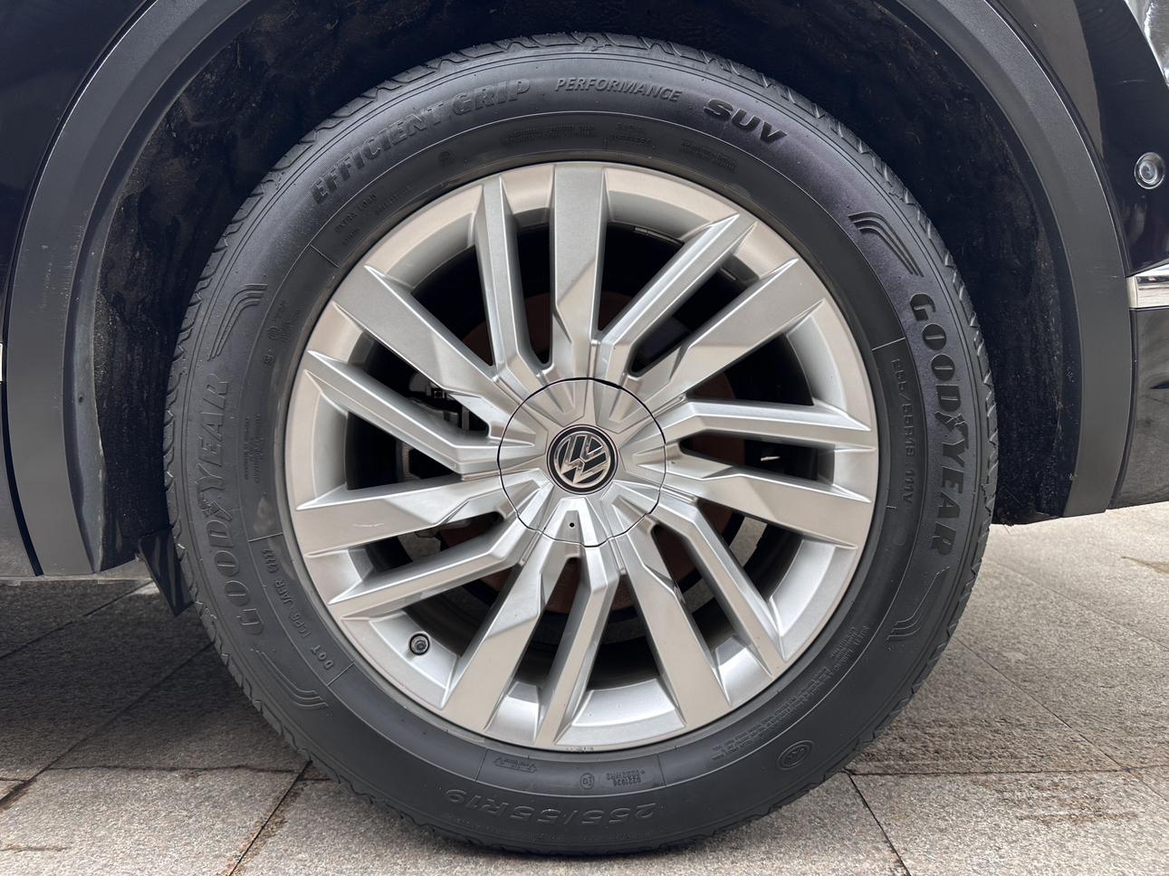 Volkswagen Touareg 2019 thumb 6