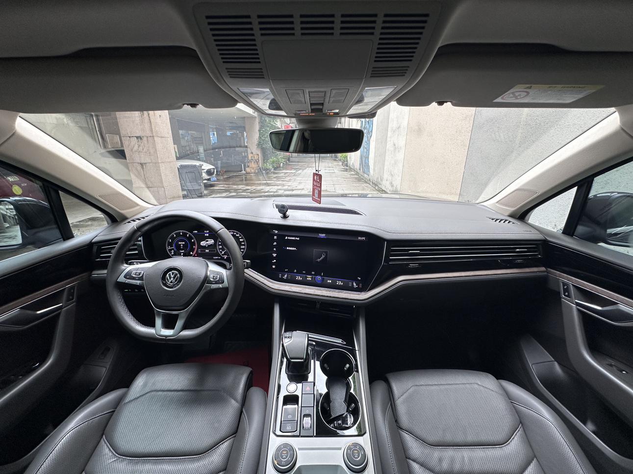 Volkswagen Touareg 2019 thumb 7