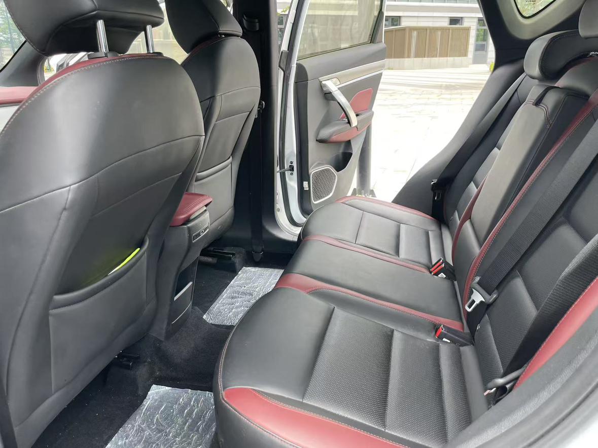 Geely Binyue 2019 thumb 10