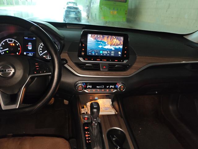 Nissan Altima 2021 thumb 6