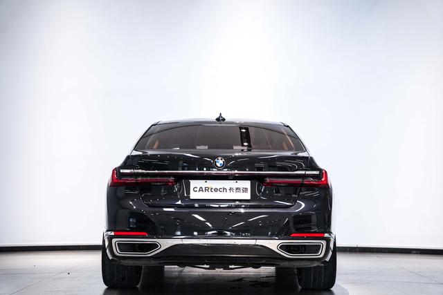 BMW 7 серии 2019 thumb 2