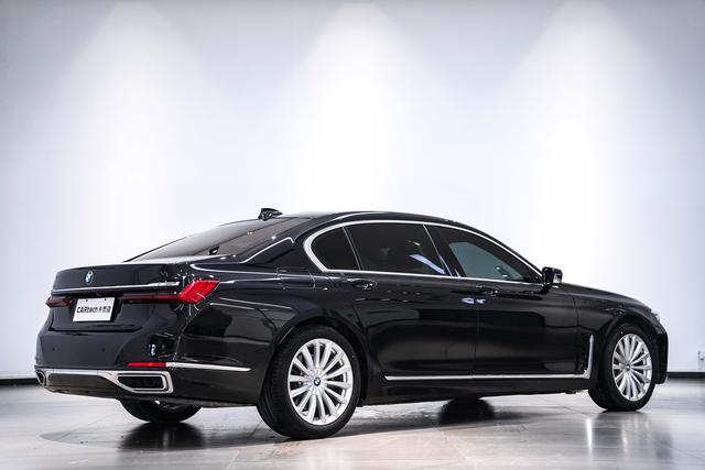 BMW 7 серии 2019 thumb 3