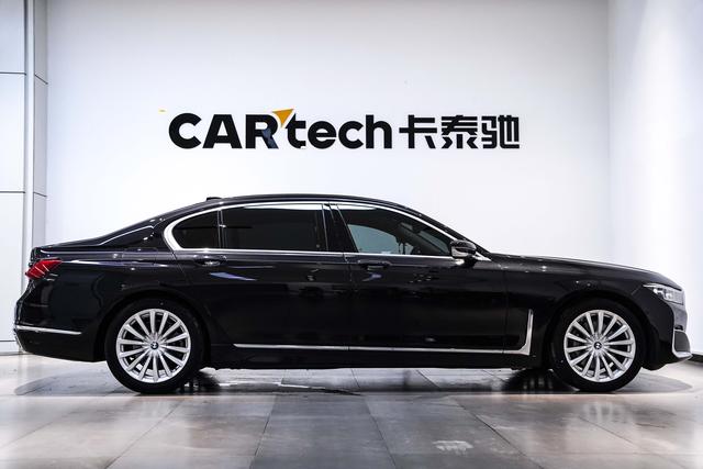 BMW 7 серии 2019 thumb 4