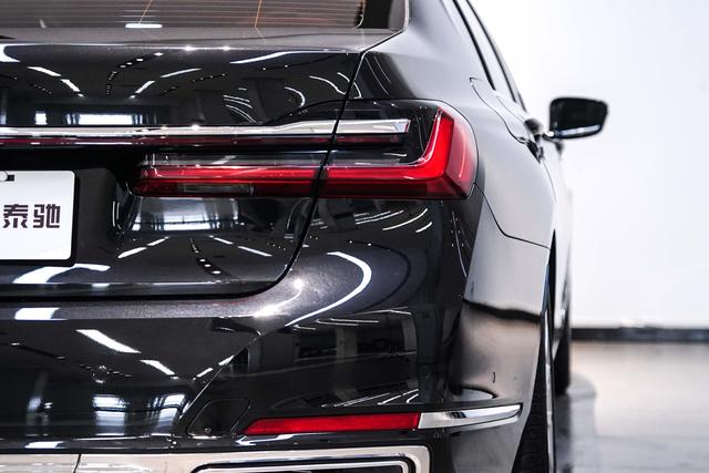 BMW 7 серии 2019 thumb 7