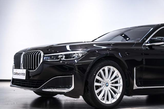 BMW 7 серии 2019 thumb 10