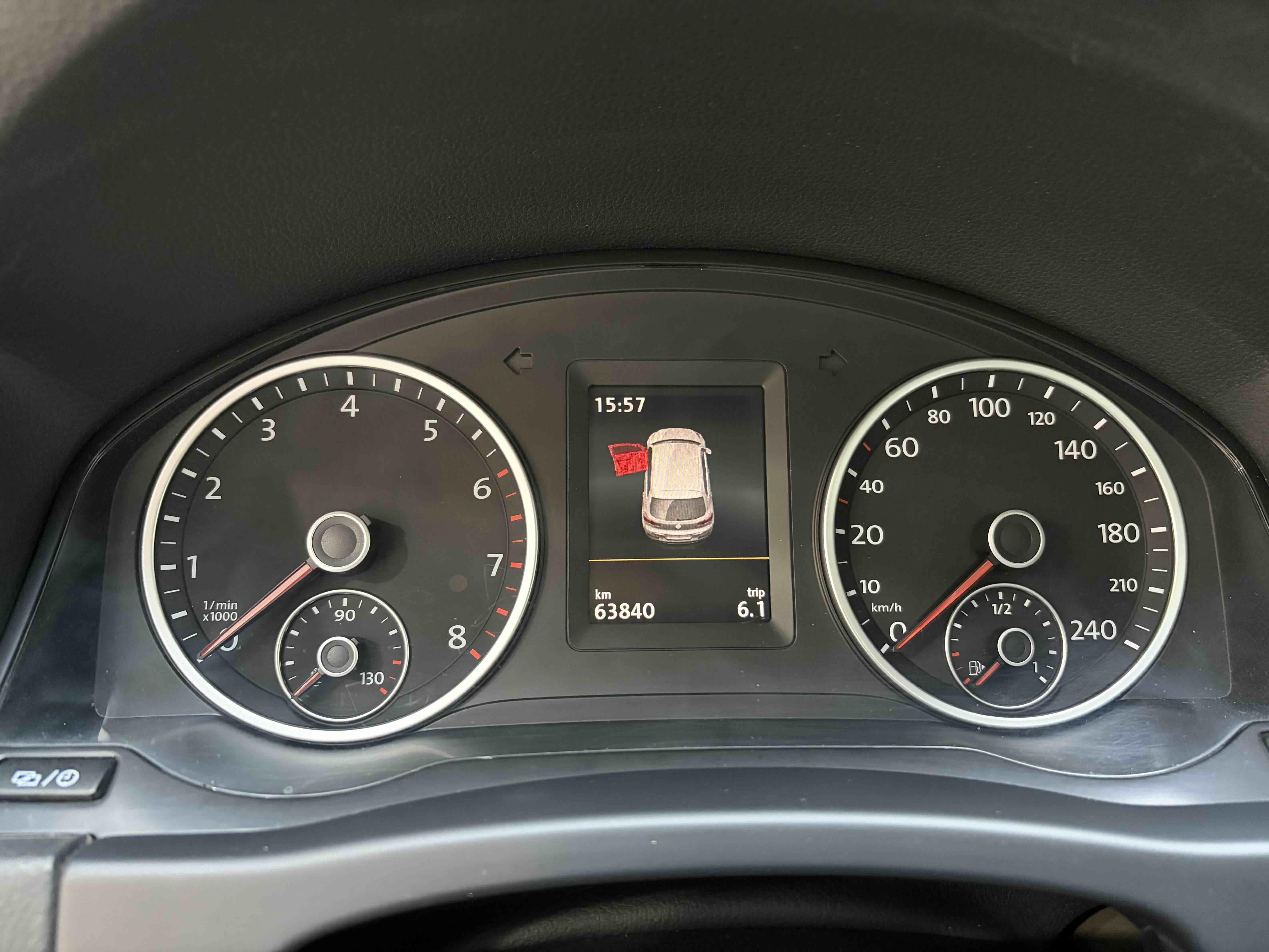 Volkswagen Tiguan 2015 thumb 8