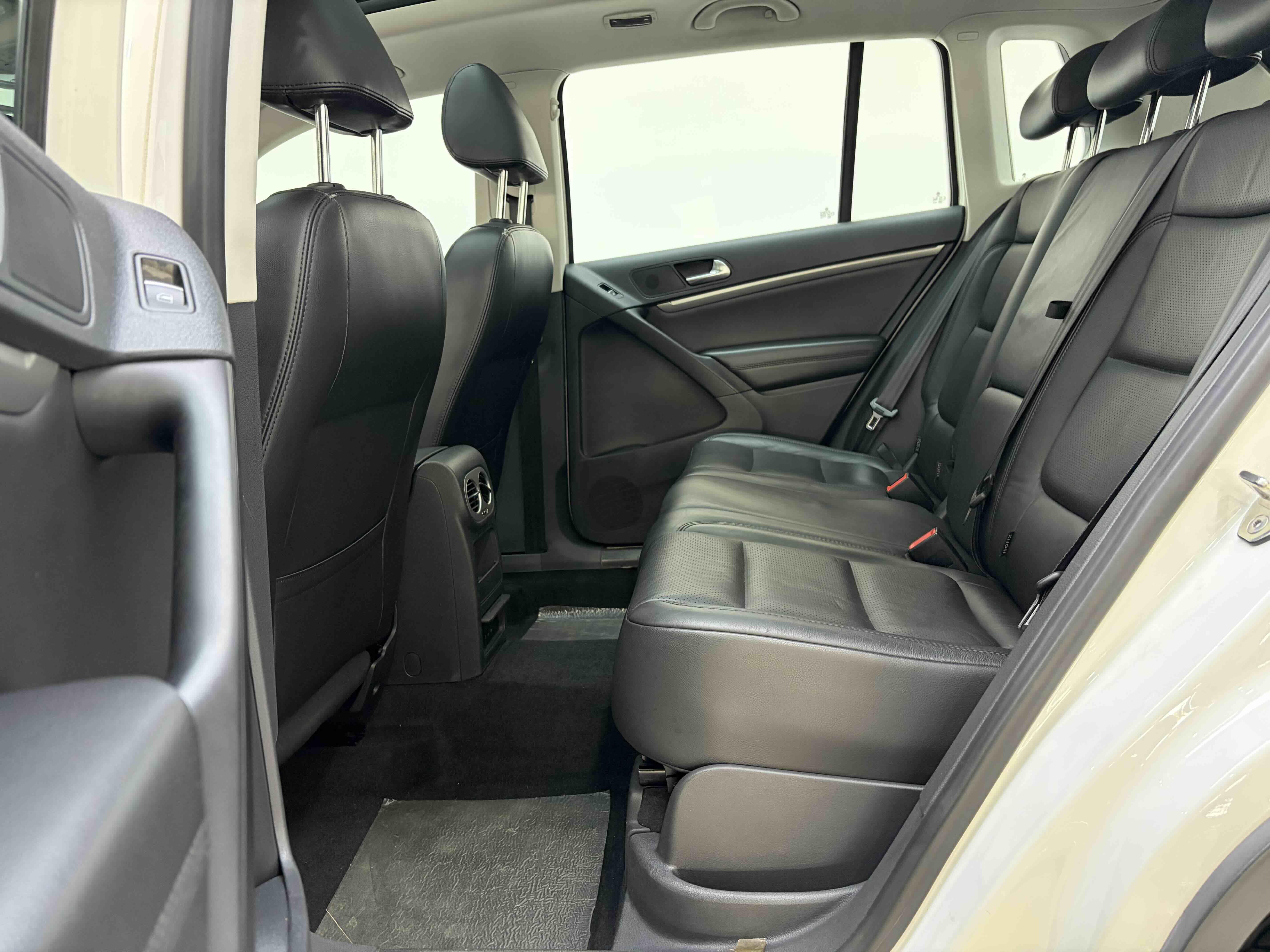 Volkswagen Tiguan 2015 thumb 12