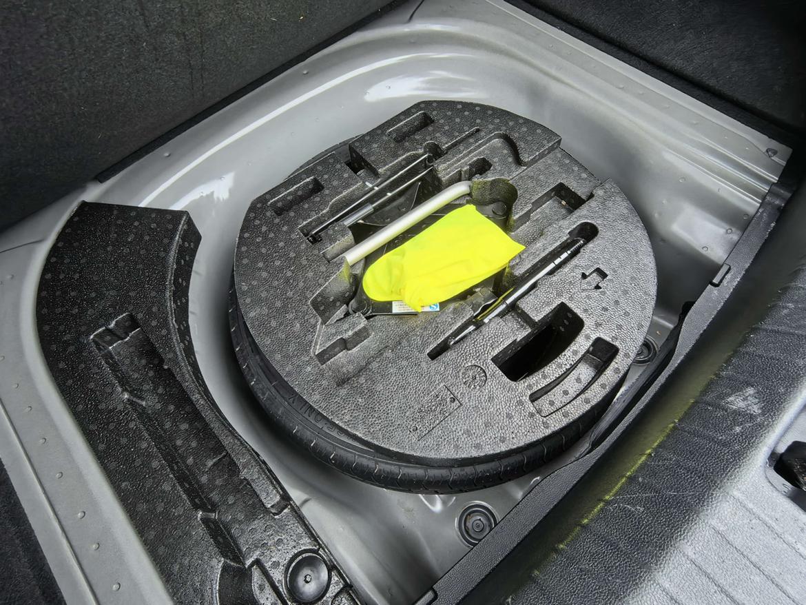 Volkswagen Lamando 2022 thumb 6