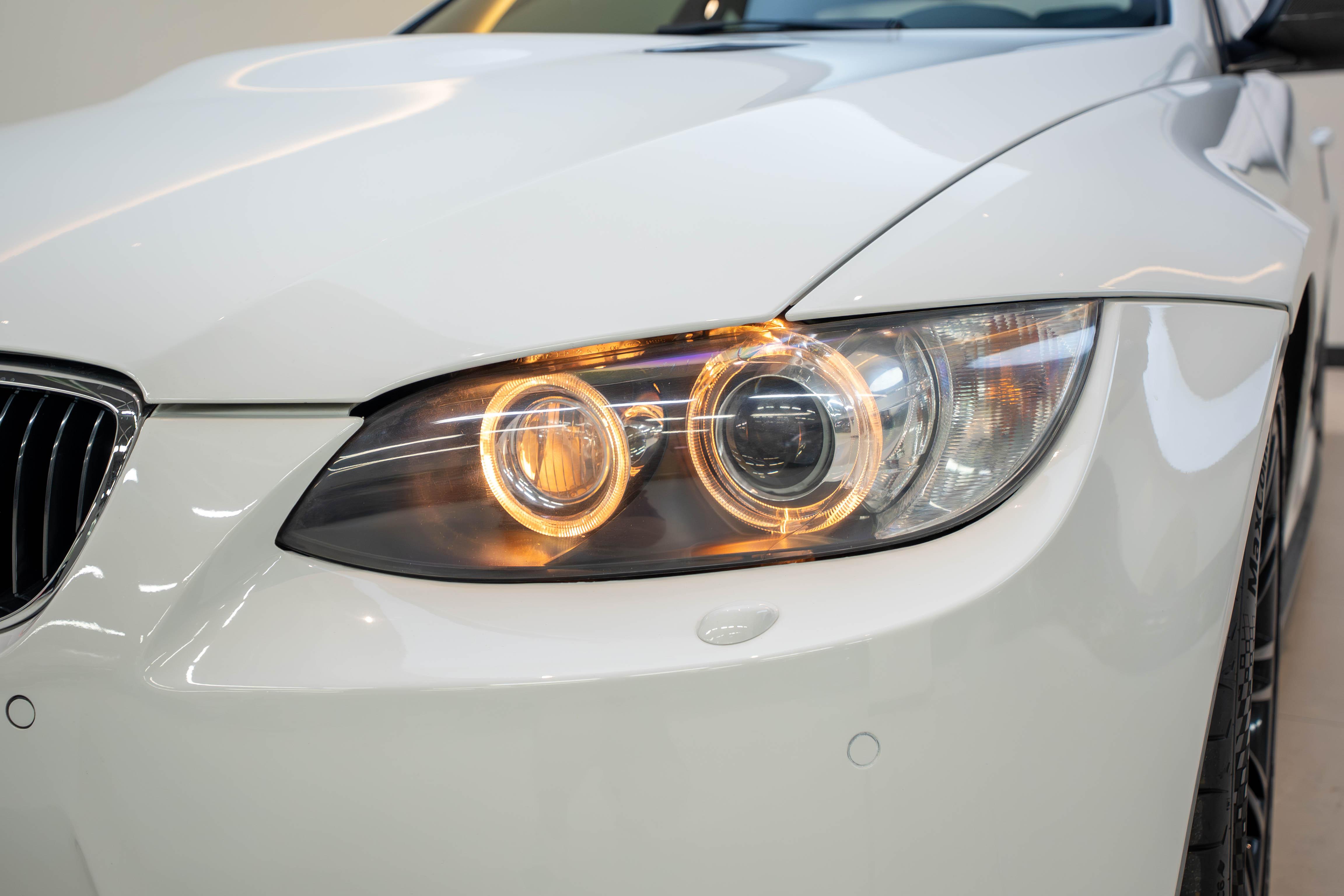 BMW M3 2009 thumb 5