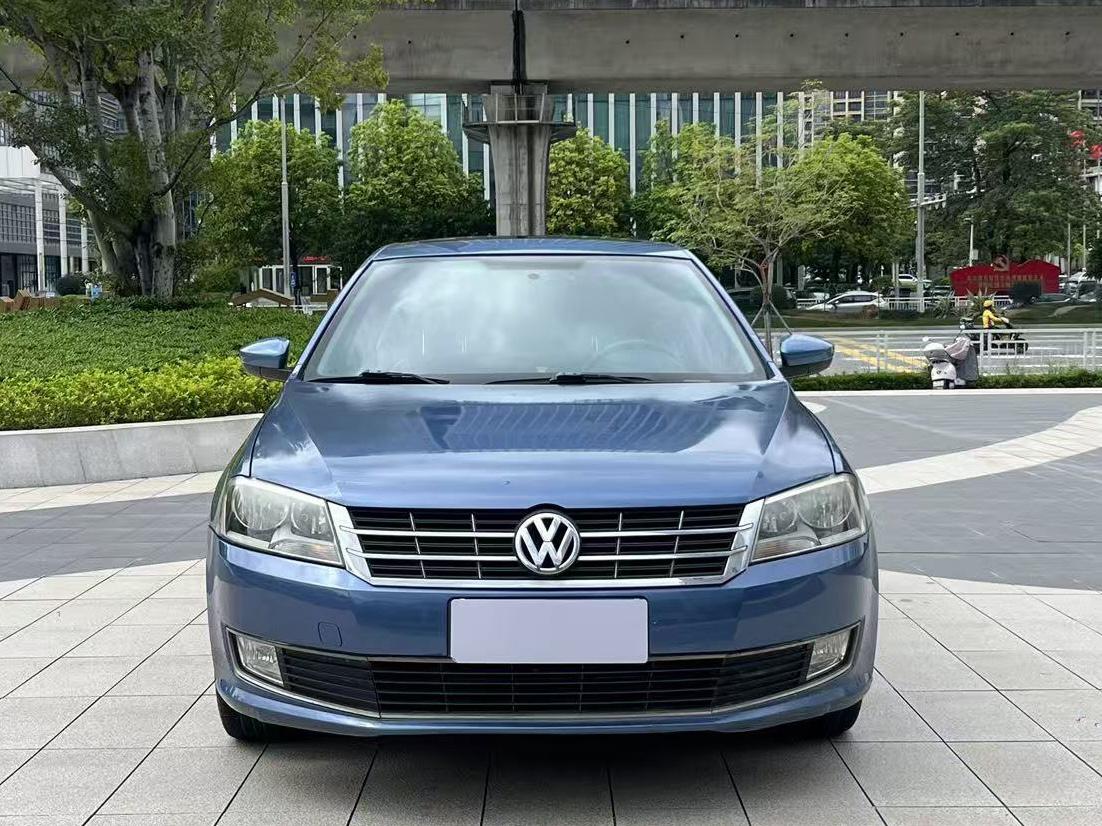 Volkswagen Lavida XR 2013 thumb 9