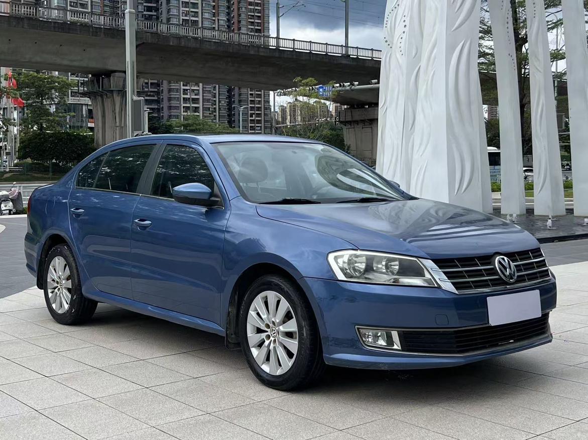Volkswagen Lavida XR 2013 thumb 10