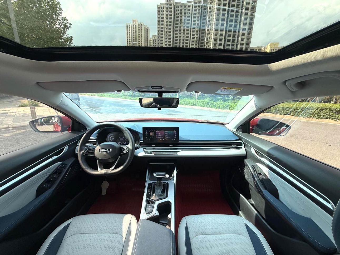 Geely Emgrand 2022 thumb 4