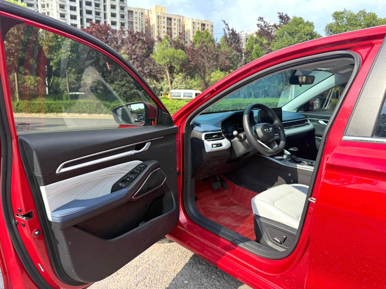 Geely Emgrand 2022 thumb 7