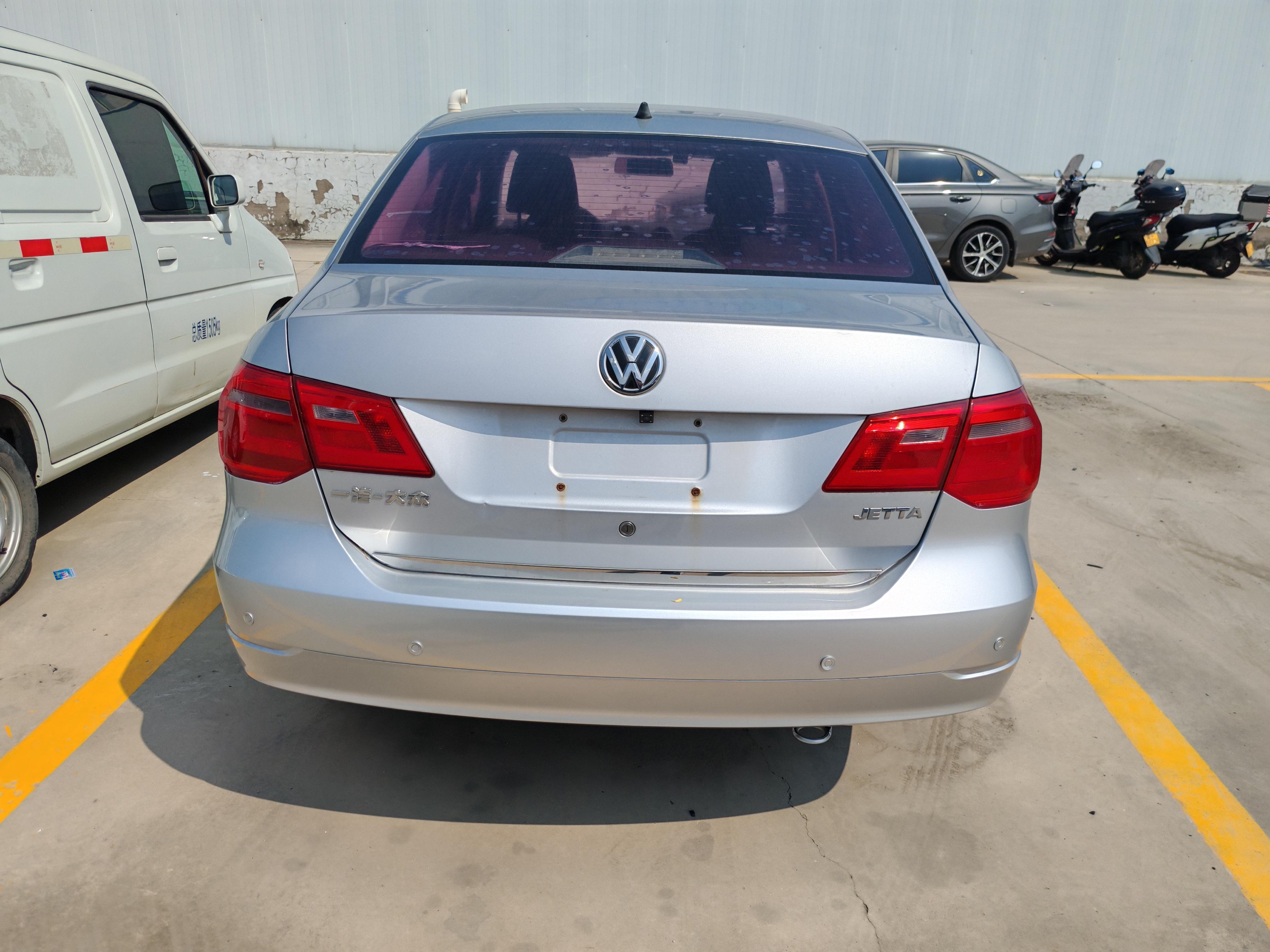 Volkswagen Jetta 2015 thumb 3