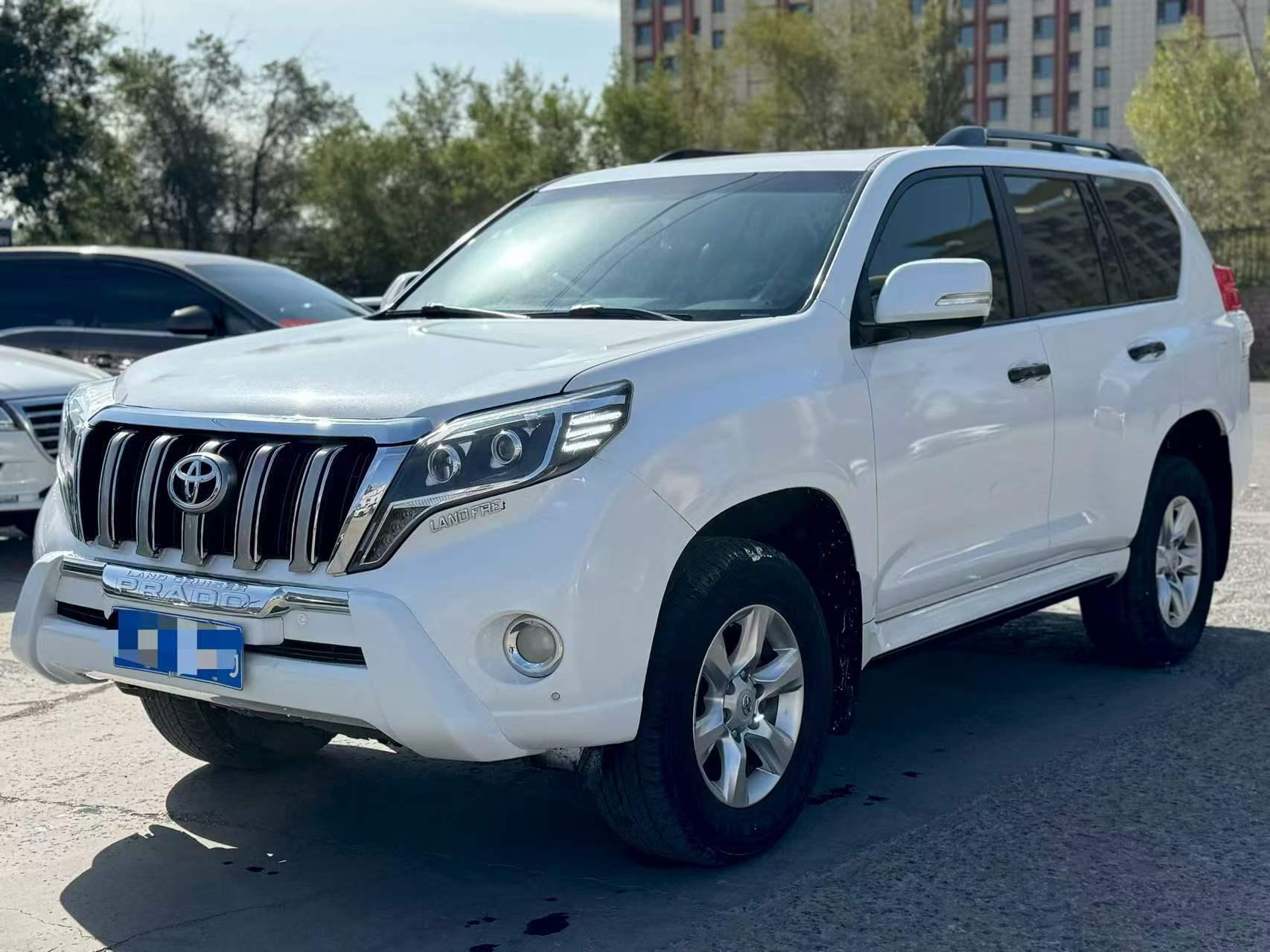 Toyota Land Cruiser Prado 2010 thumb 8