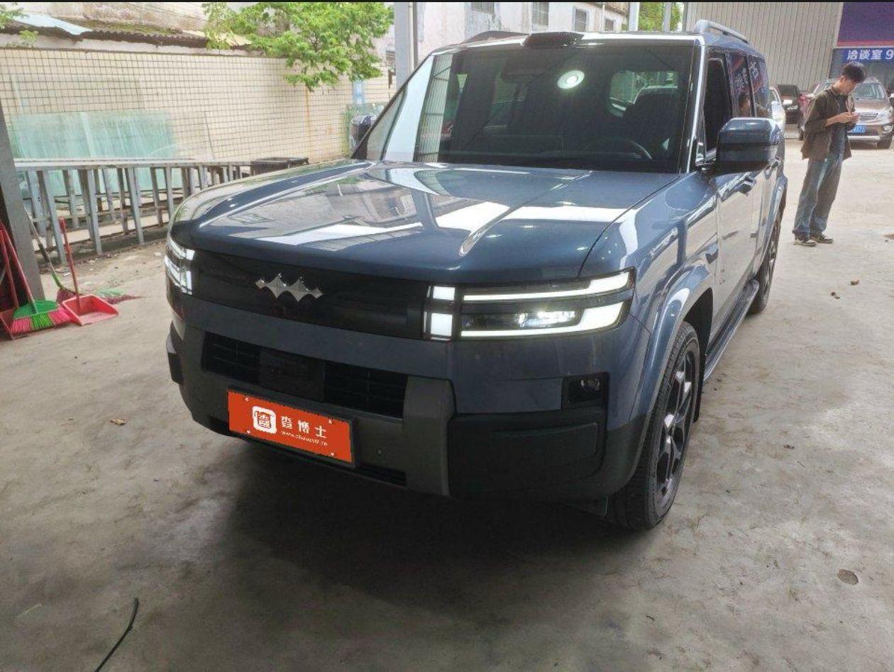 BYD Fangchengbao 7 PHEV 2025 thumb 8