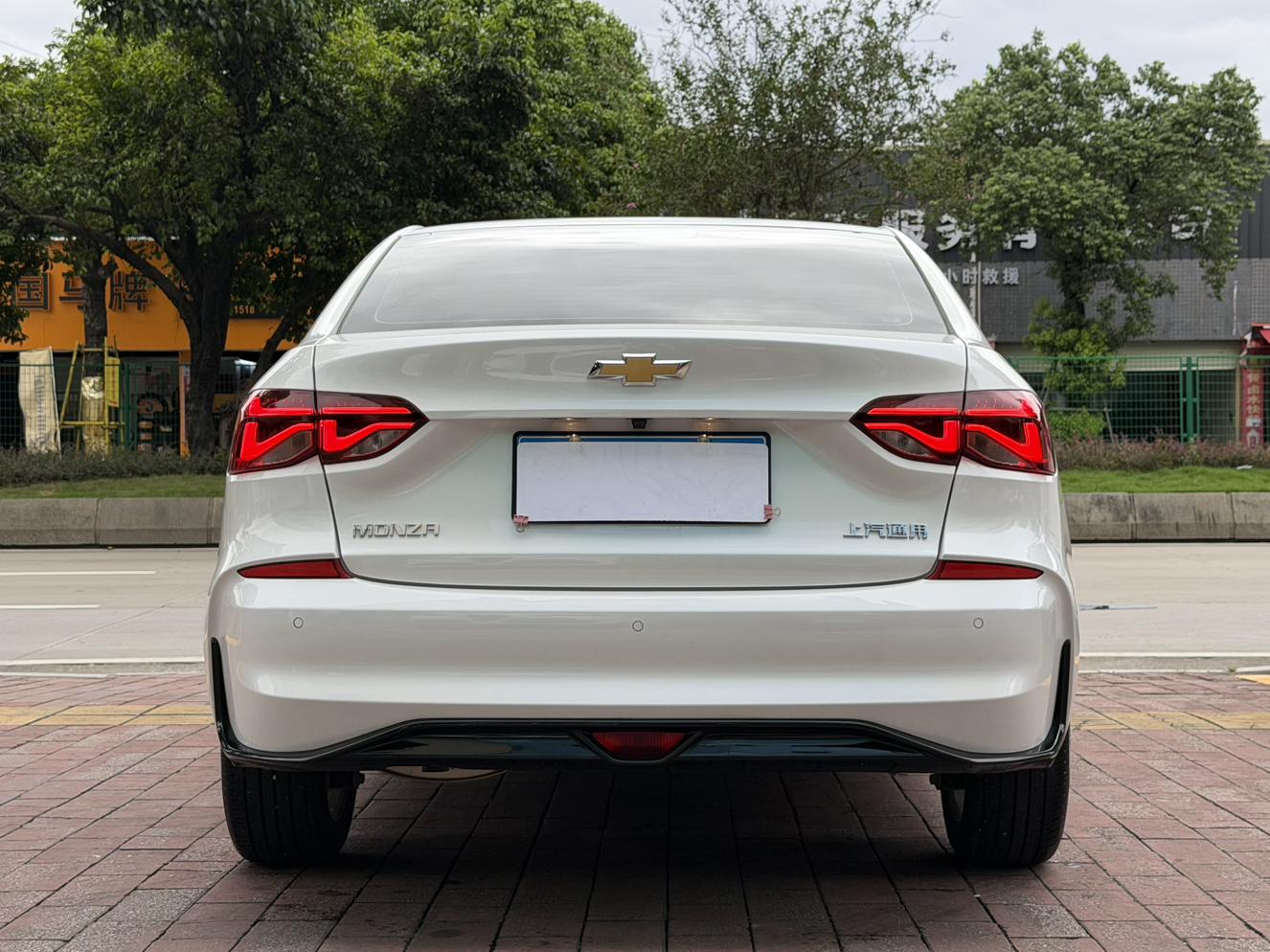 Chevrolet Monza 2024 thumb 3