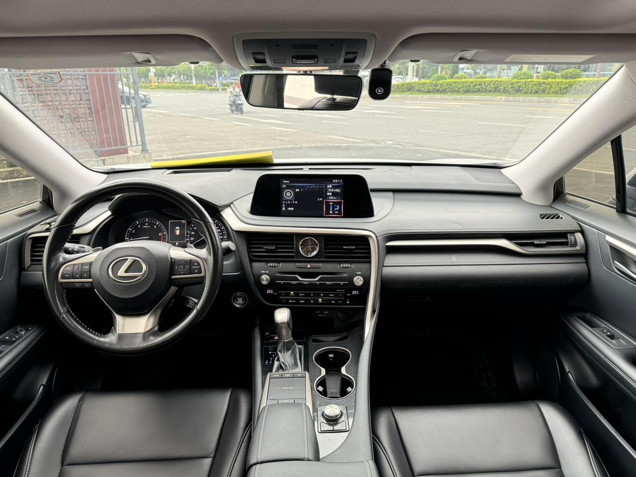 Lexus RX 2020 thumb 10