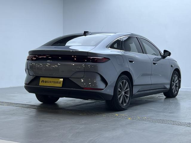 BYD Qin 2025 thumb 5