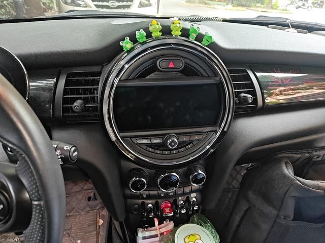Mini Hatch 2021 thumb 6