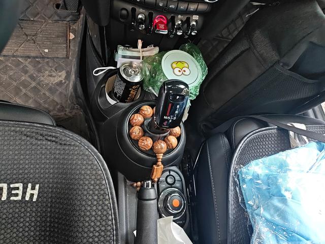 Mini Hatch 2021 thumb 7