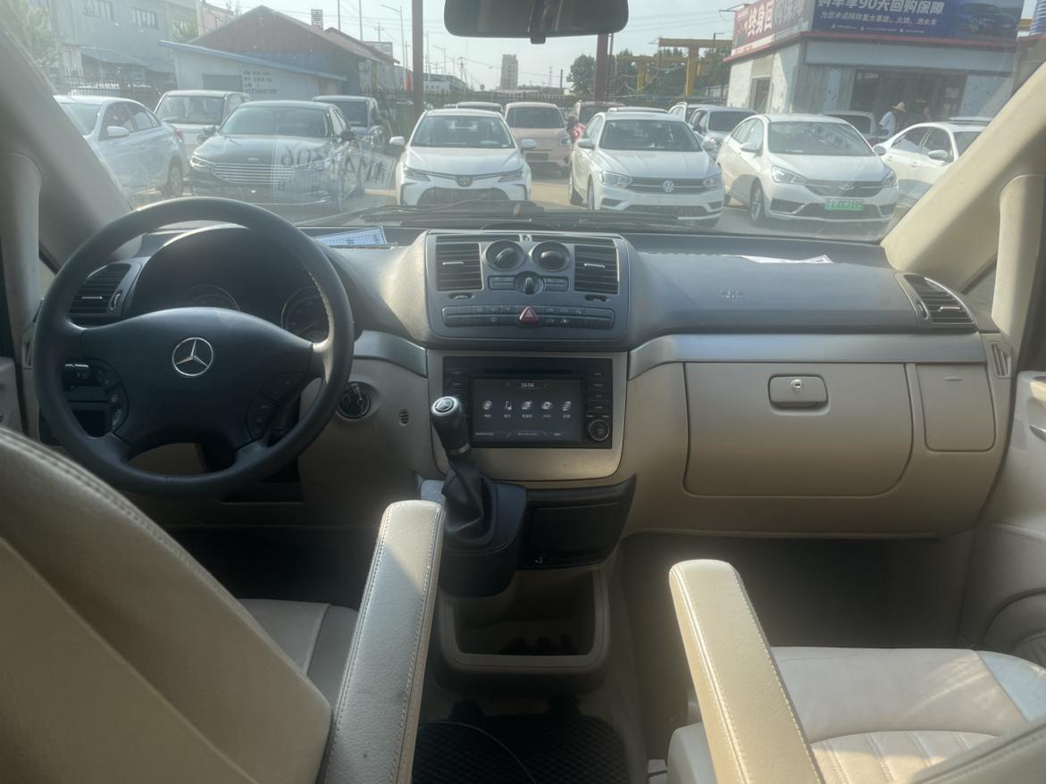 Mercedes-Benz Wei Ya Nuo 2010 thumb 6