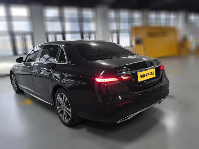 Mercedes-Benz E-Класс 2022 thumb 2