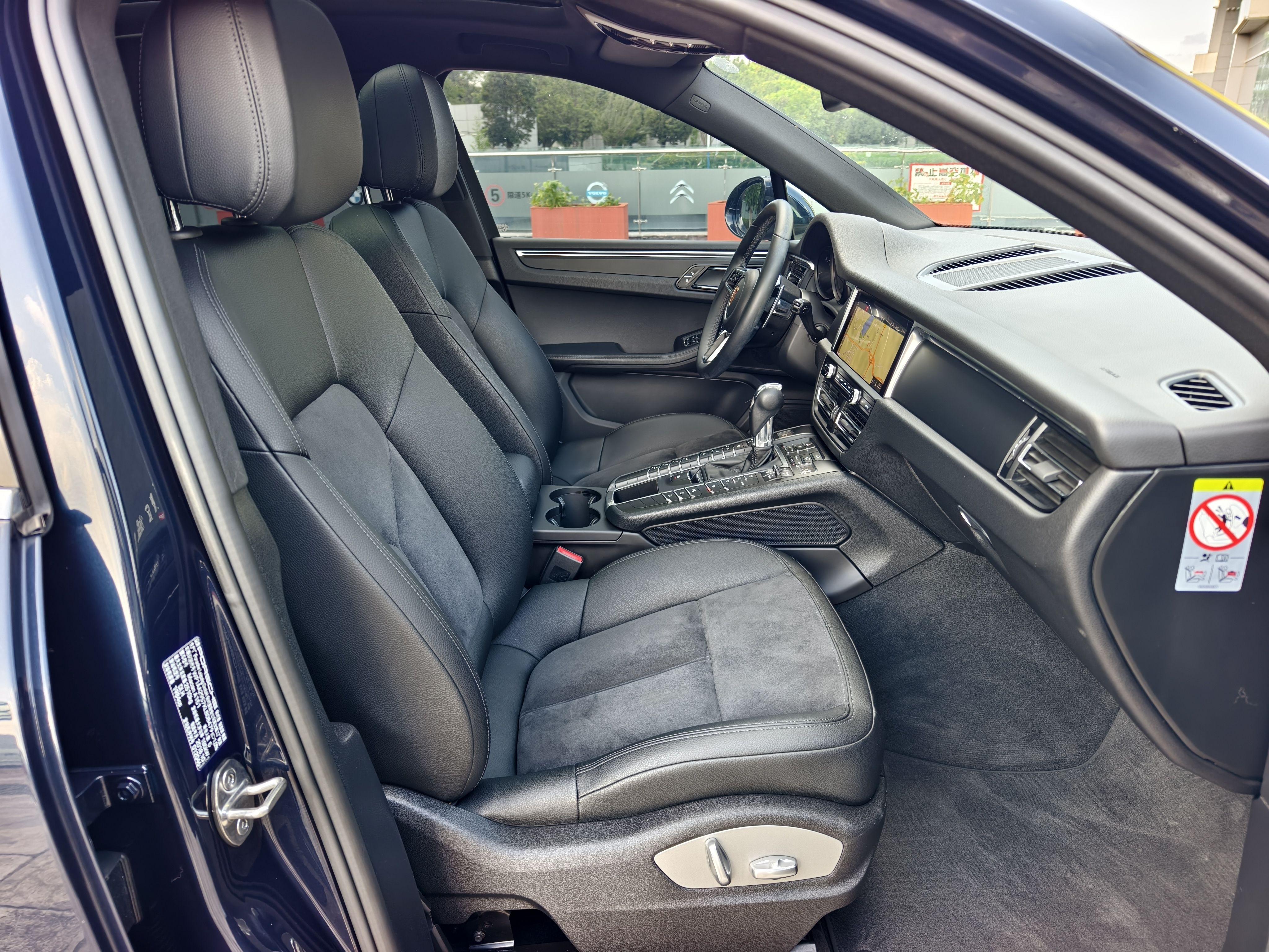 Porsche Macan 2018 thumb 12