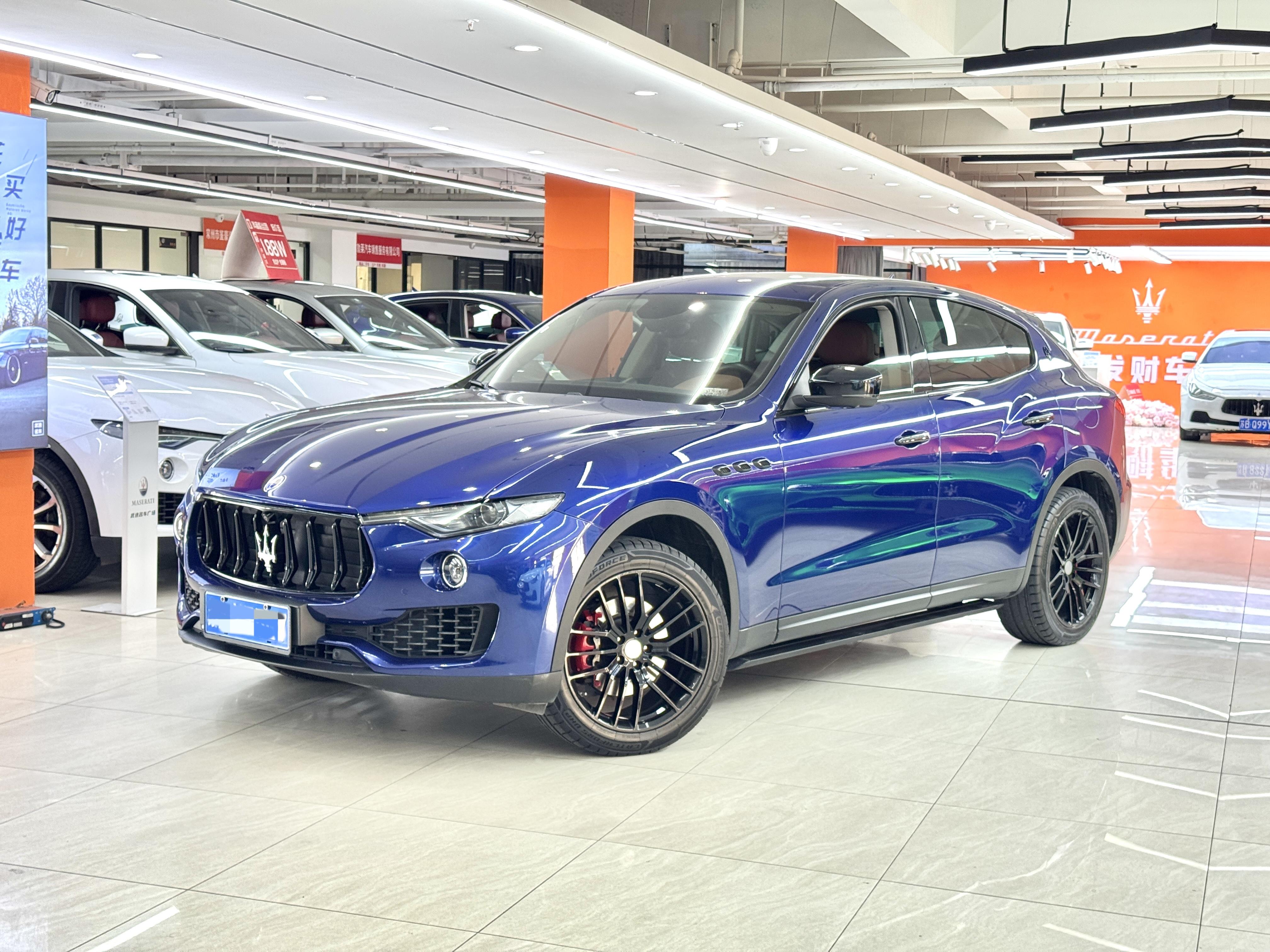 Maserati Levante 2018 thumb 8