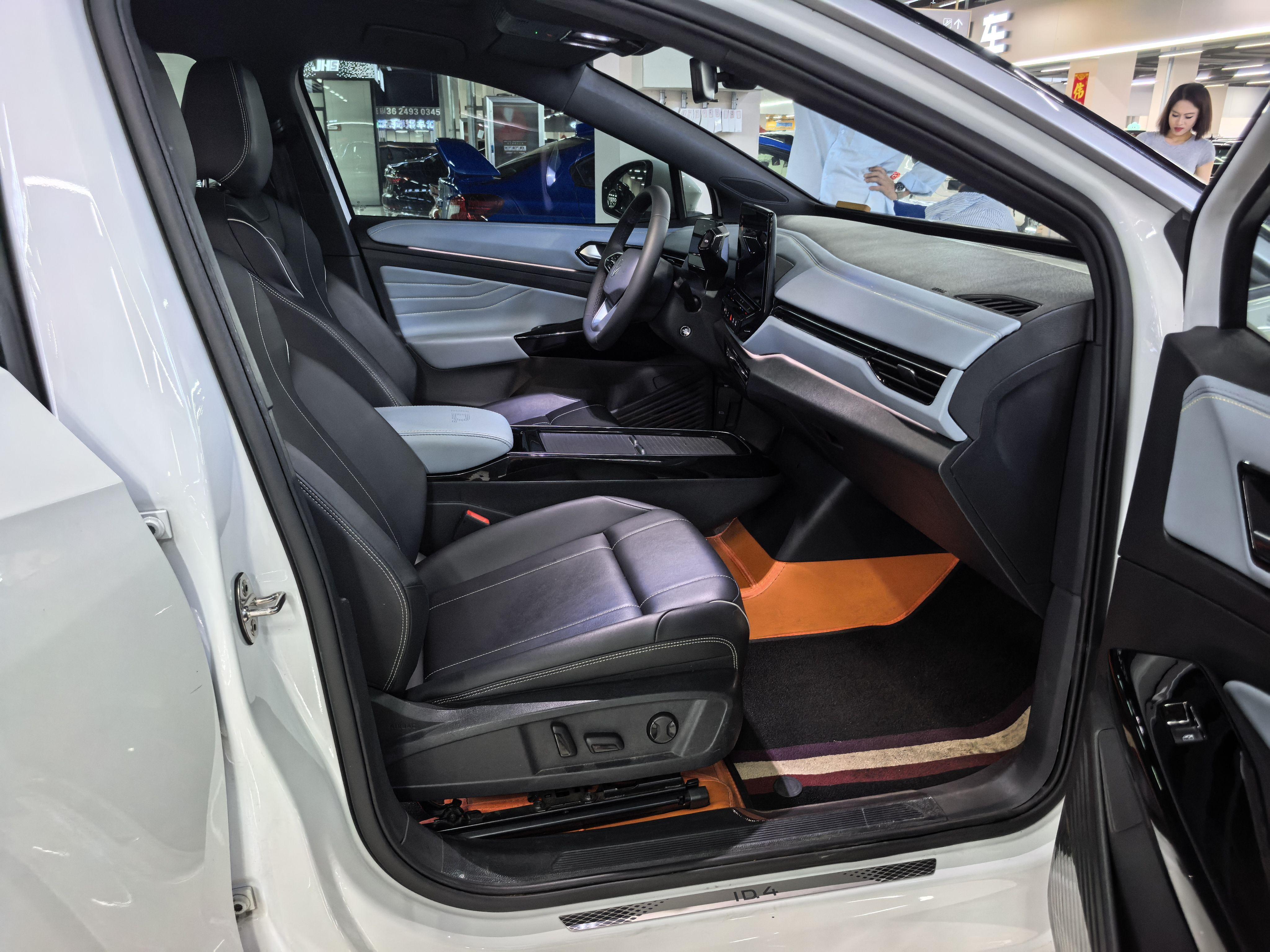 Volkswagen ID.4 2024 thumb 6