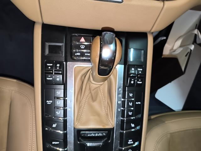Porsche Macan 2014 thumb 7