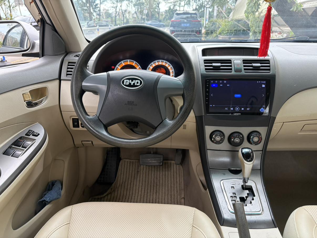 BYD L3 2013 thumb 6
