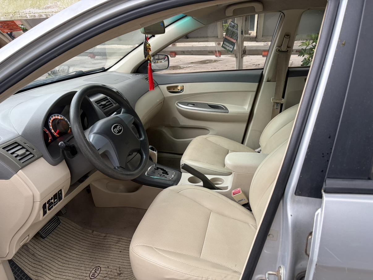 BYD L3 2013 thumb 9