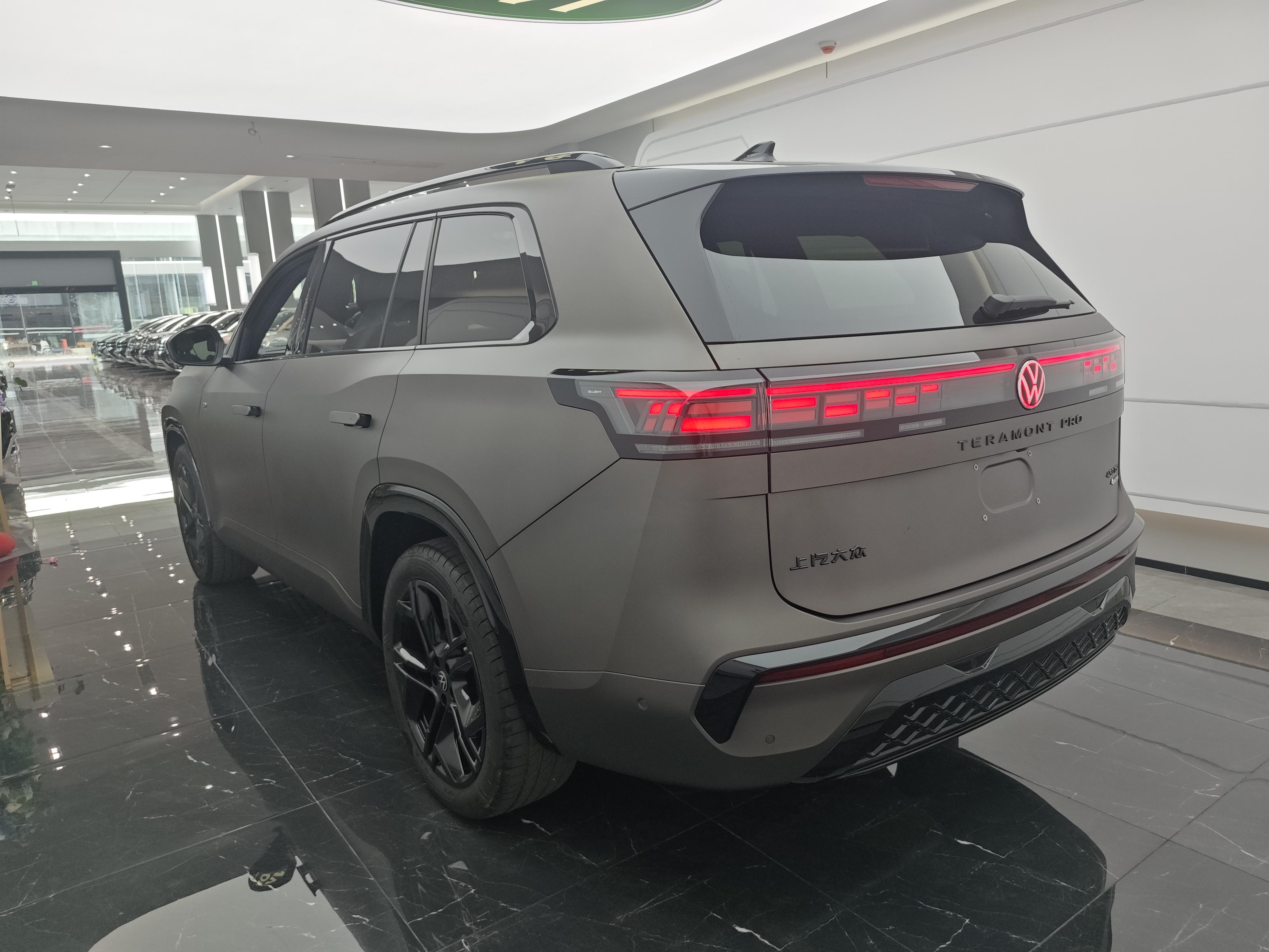 Volkswagen Teramont 2025 thumb 2
