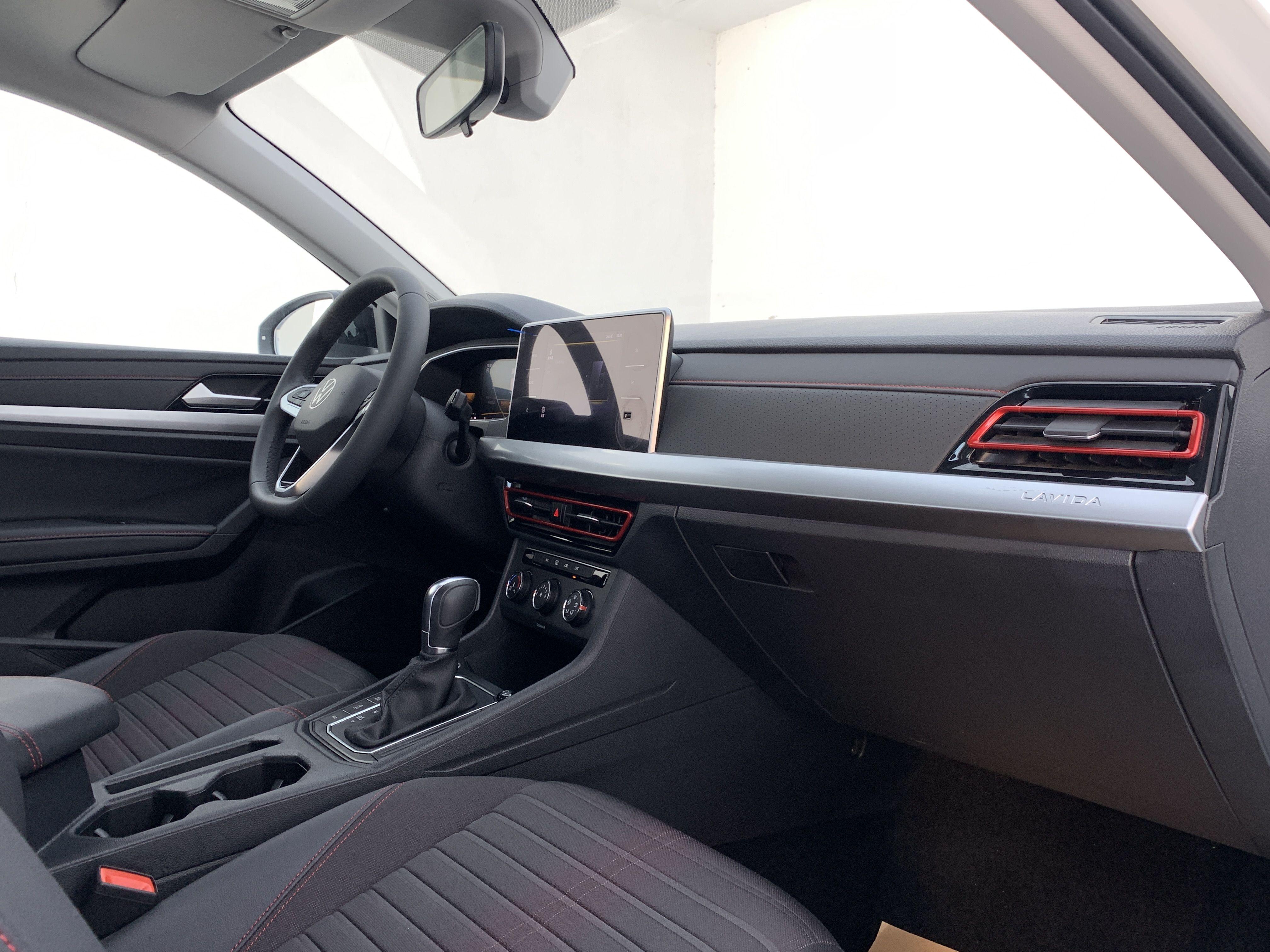 Volkswagen Lavida XR 2023 thumb 5