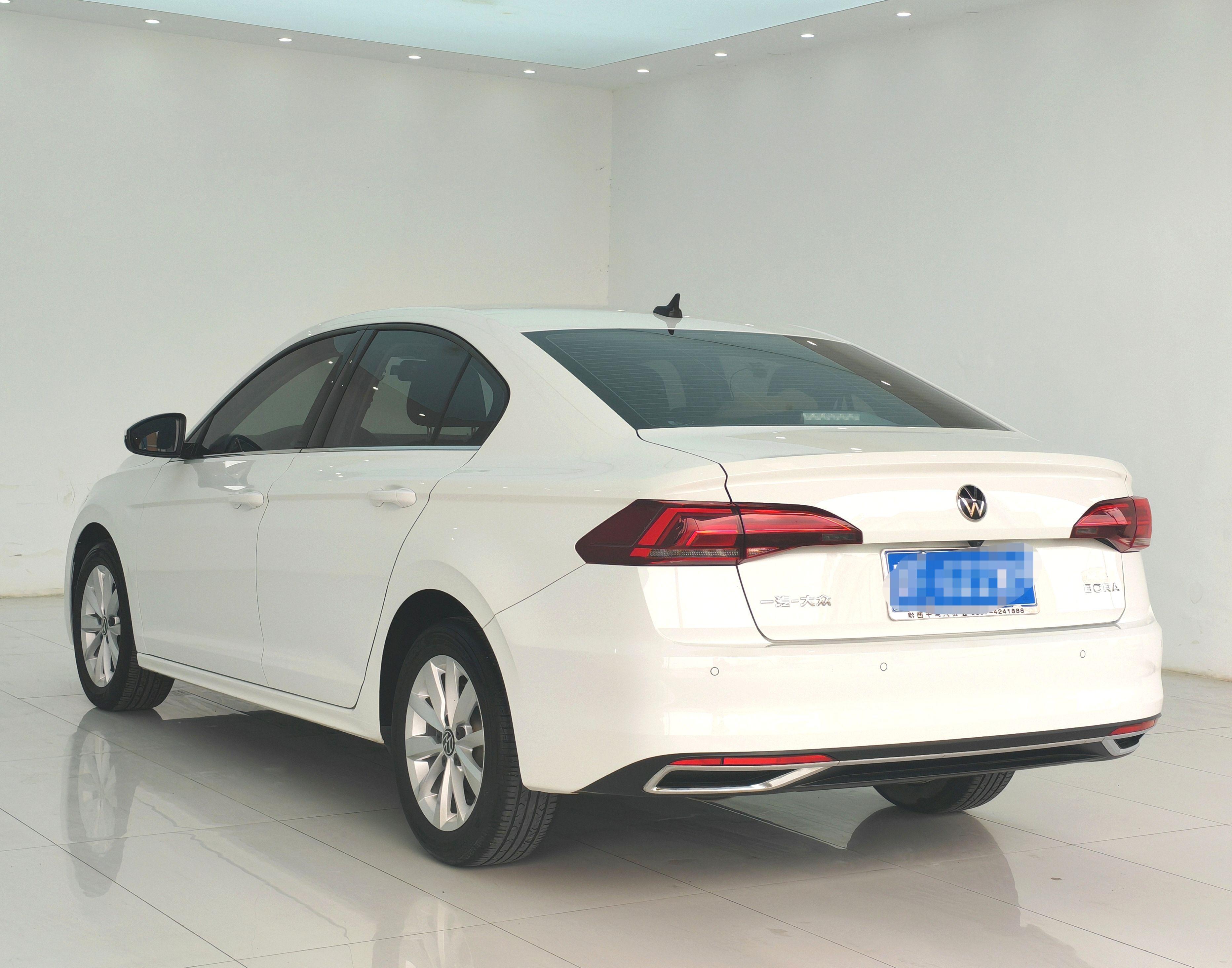 Volkswagen Bora 2021 thumb 2