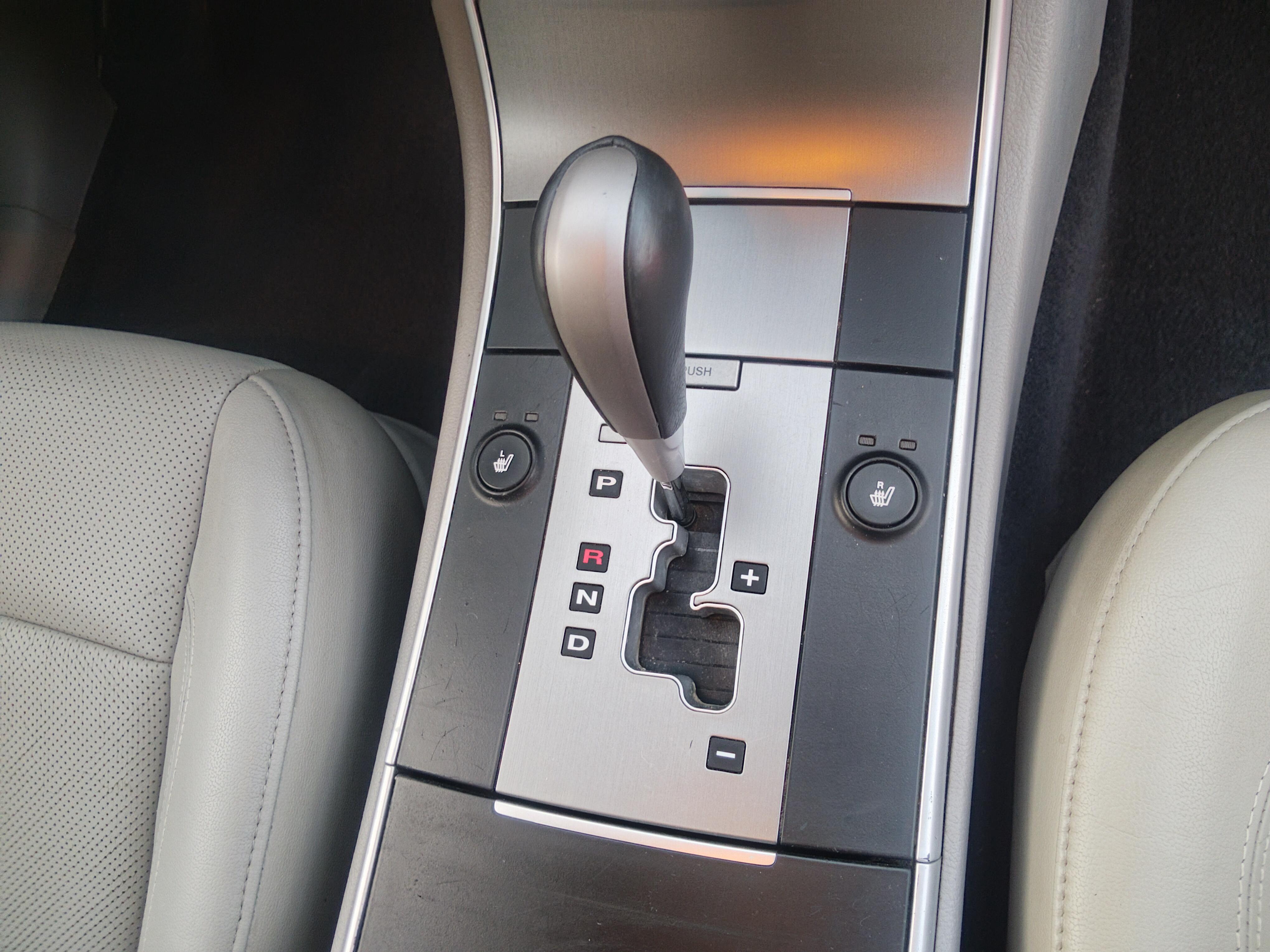 Hyundai Veracruz 2007 thumb 10