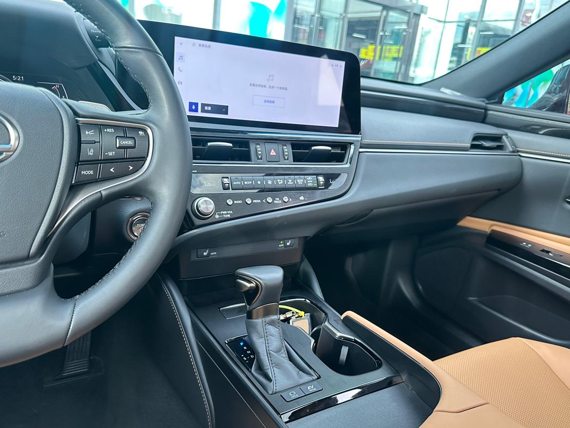 Lexus ES 2022 thumb 10