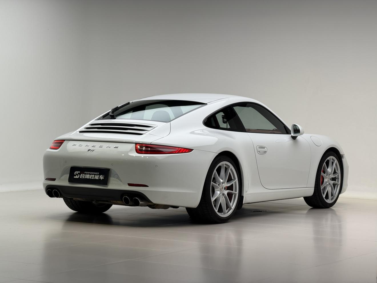 Porsche 911 2012 thumb 3