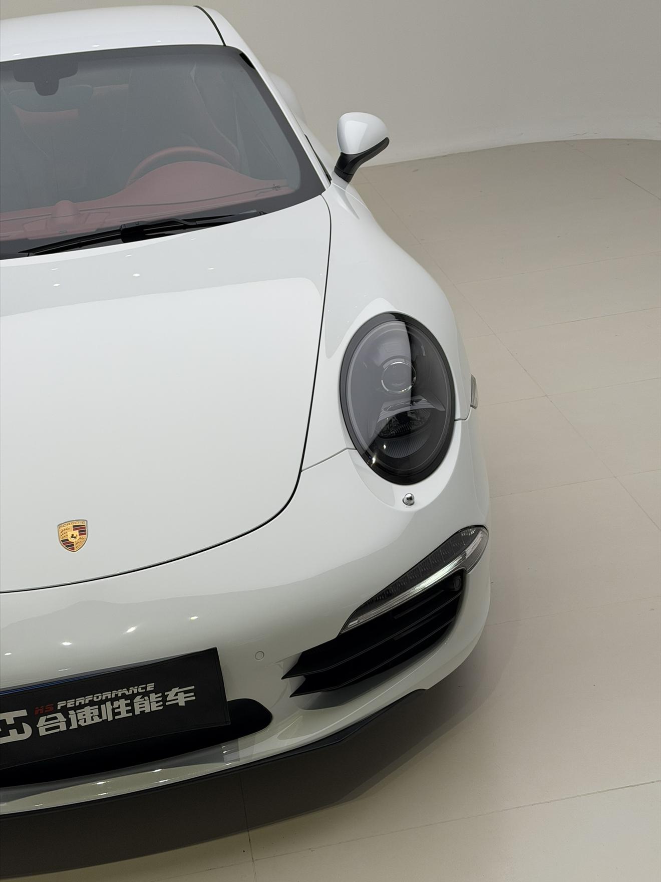 Porsche 911 2012 thumb 4